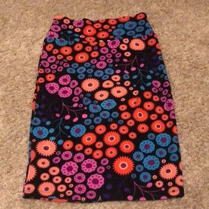 Floral XS LuLaRoe Cassie